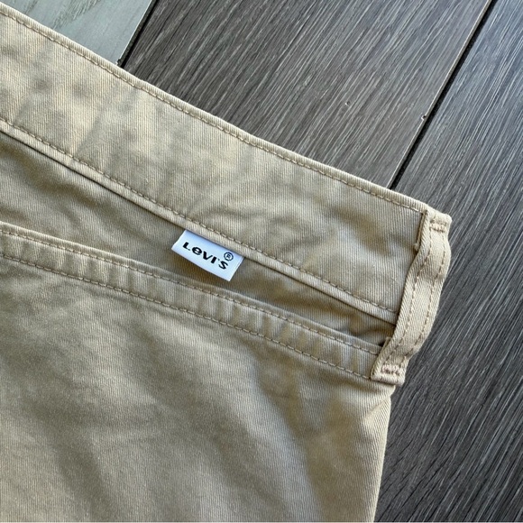 Levi’s 94 Cargo Mini Skirt - Picture 5 of 5